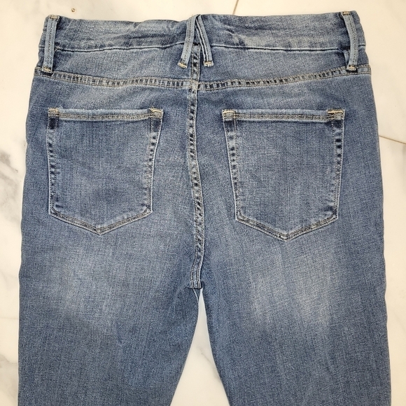 GOOD AMERICAN Good Legs High Waist Distressed Crop Skinny Jeans Size 6 / 29 - Picture 7 of 14
